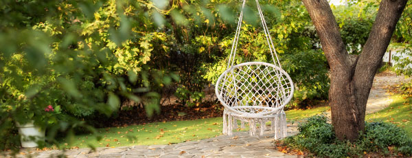 Сад у лісовому стилі: шарм та абсолютна природність